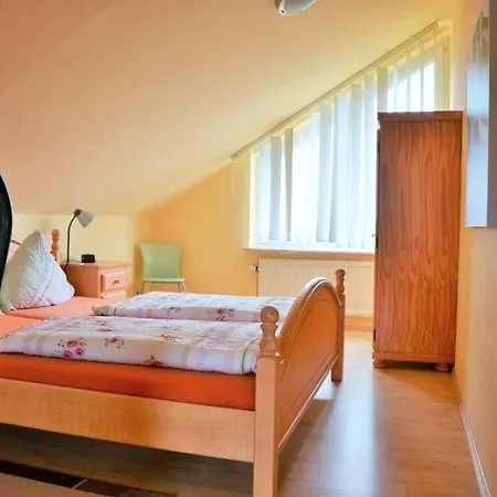 Under De Diek 8 * Borkum